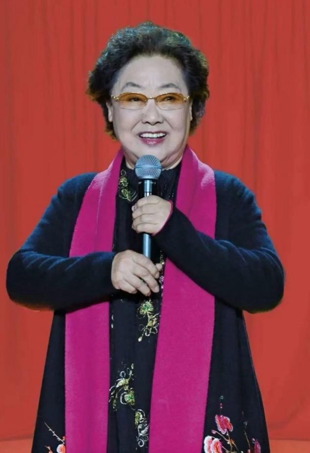 郭兰英去世，她的歌声里装着国家记忆